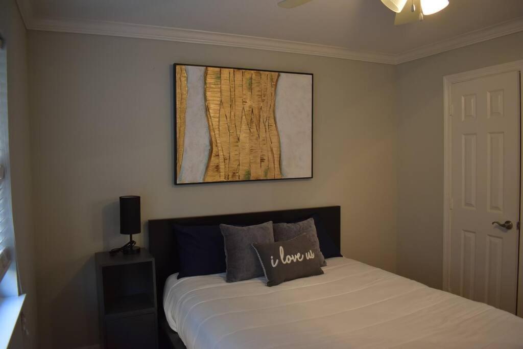 شقة Townhouse Near Midtown هيوستن المظهر الخارجي الصورة